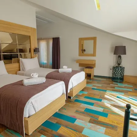 Alesta Midtown Hotel apartamentowy 4*