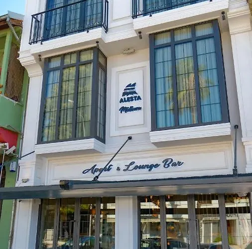 Aparthotel Alesta Midtown 4*