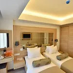 Alesta Midtown 4* Φετιγιέ