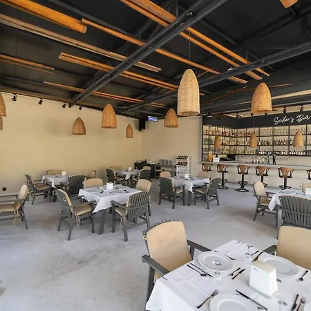 Alesta Midtown 4*