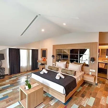 Alesta Midtown Aparthotel Fethiye