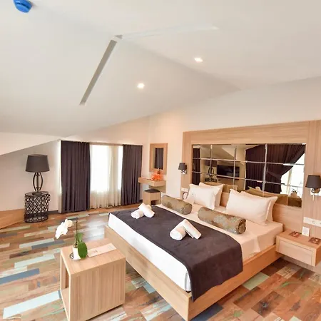 Alesta Midtown Aparthotel 2*