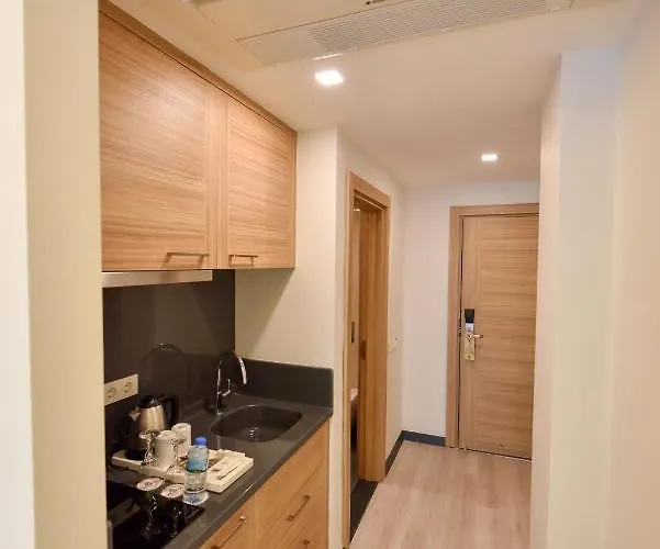 Alesta Midtown Aparthotel